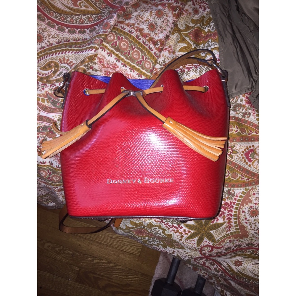 DOONEY & BOURKE CROSSBODY PURSE 👛